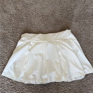 Women's White Pleated Skort